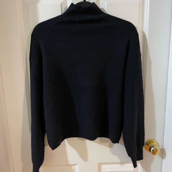 Oak and Fort turtleneck sweater ; size s - Picture 2 of 2
